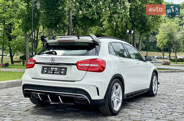 Позашляховик / Кросовер Mercedes-Benz GLA-Class 2016 в 