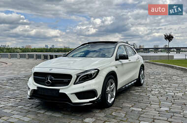 Позашляховик / Кросовер Mercedes-Benz GLA-Class 2016 в 