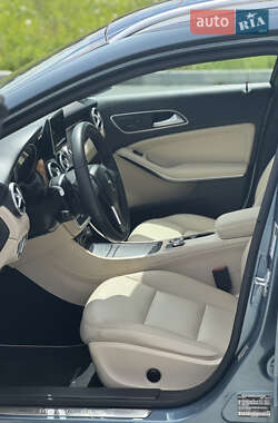 Позашляховик / Кросовер Mercedes-Benz GLA-Class 2015 в 