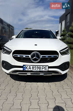 Внедорожник / Кроссовер Mercedes-Benz GLA-Class 2021 в 