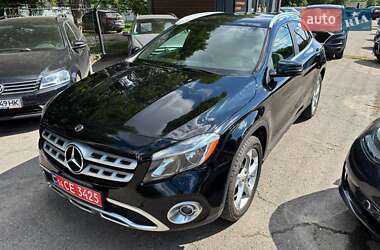 Внедорожник / Кроссовер Mercedes-Benz GLA-Class 2019 в Полтаве