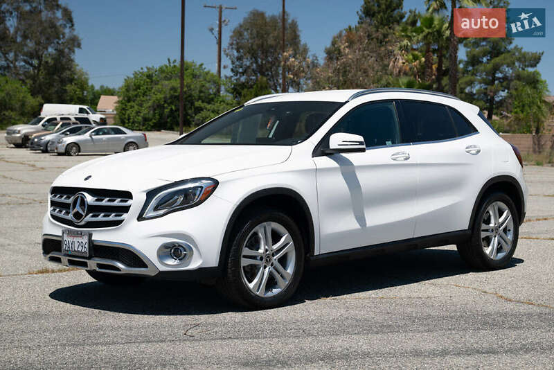 Mercedes-Benz GLA-Class 2019