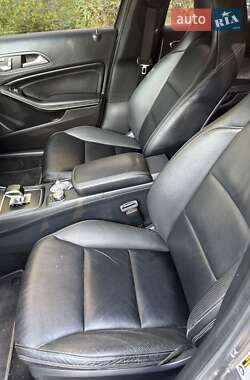 Хэтчбек Mercedes-Benz GLA-Class 2015 в 