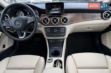 Внедорожник / Кроссовер Mercedes-Benz GLA-Class 2016 в 