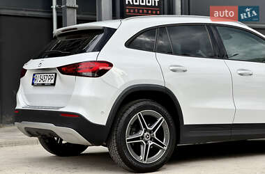 Позашляховик / Кросовер Mercedes-Benz GLA-Class 2020 в 