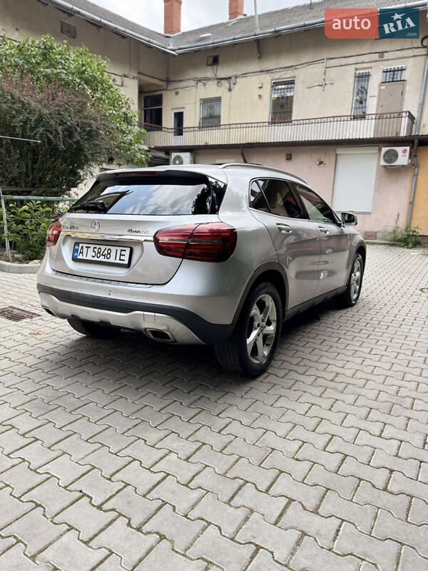 Внедорожник / Кроссовер Mercedes-Benz GLA-Class 2017 в Ивано-Франковске