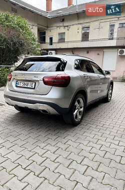 Внедорожник / Кроссовер Mercedes-Benz GLA-Class 2017 в 
