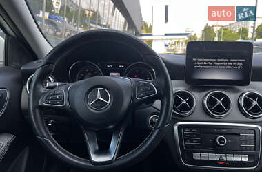 Внедорожник / Кроссовер Mercedes-Benz GLA-Class 2018 в 