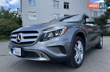 Mercedes-Benz GLA-Class 2015