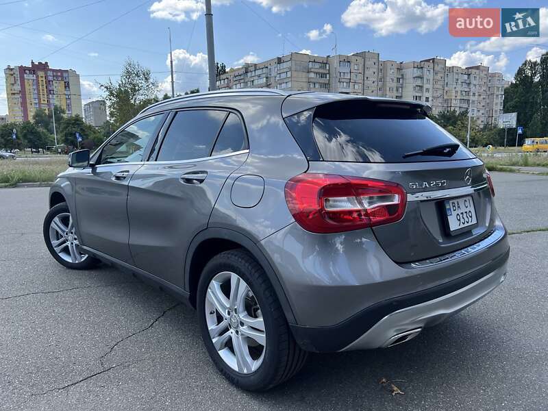 Позашляховик / Кросовер Mercedes-Benz GLA-Class 2015 в Києві