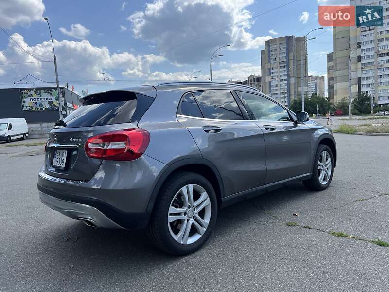 Позашляховик / Кросовер Mercedes-Benz GLA-Class 2015 в Києві