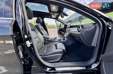 Внедорожник / Кроссовер Mercedes-Benz GLA-Class 2016 в 