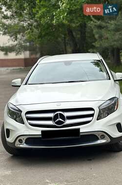 Mercedes-Benz GLA-Class 2015