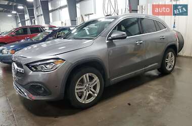 Mercedes-Benz GLA-Class 2021