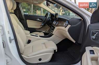 Внедорожник / Кроссовер Mercedes-Benz GLA-Class 2019 в 