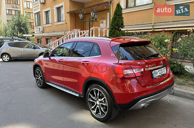 Внедорожник / Кроссовер Mercedes-Benz GLA-Class 2016 в 
