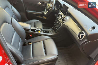 Внедорожник / Кроссовер Mercedes-Benz GLA-Class 2016 в 