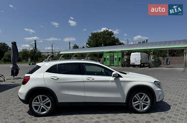 Внедорожник / Кроссовер Mercedes-Benz GLA-Class 2015 в 