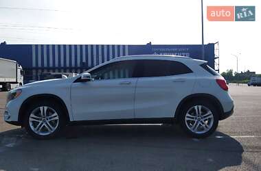 Внедорожник / Кроссовер Mercedes-Benz GLA-Class 2017 в 