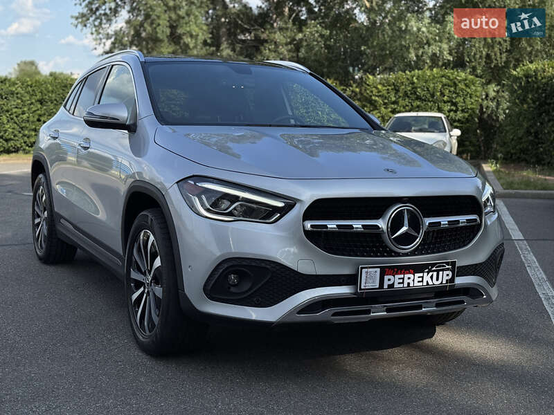 Mercedes-Benz GLA-Class 2020