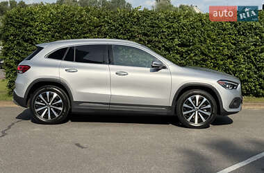 Внедорожник / Кроссовер Mercedes-Benz GLA-Class 2020 в 