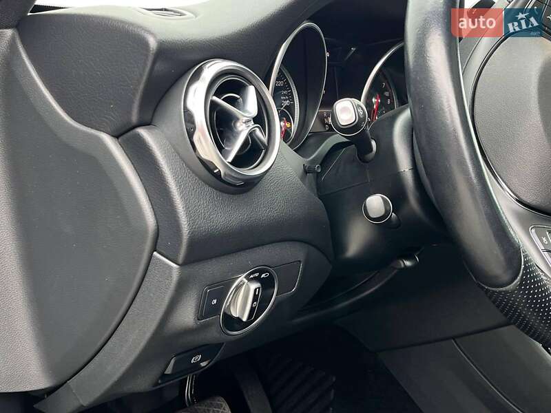 Позашляховик / Кросовер Mercedes-Benz GLA-Class 2019 в Львові