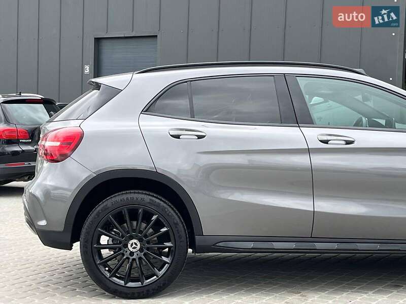 Позашляховик / Кросовер Mercedes-Benz GLA-Class 2019 в Львові
