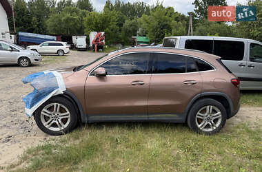 Внедорожник / Кроссовер Mercedes-Benz GLA-Class 2023 в 