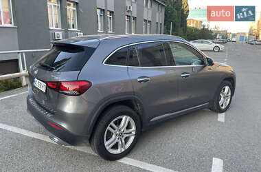 Внедорожник / Кроссовер Mercedes-Benz GLA-Class 2020 в 