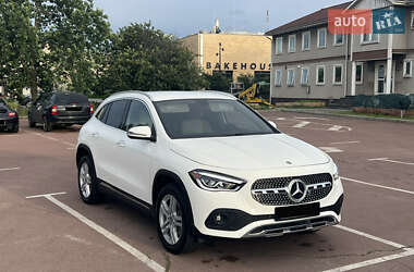 Внедорожник / Кроссовер Mercedes-Benz GLA-Class 2020 в 