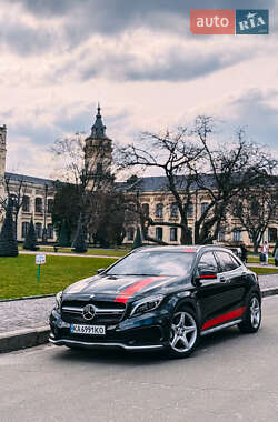 Mercedes-Benz GLA-Class 2015