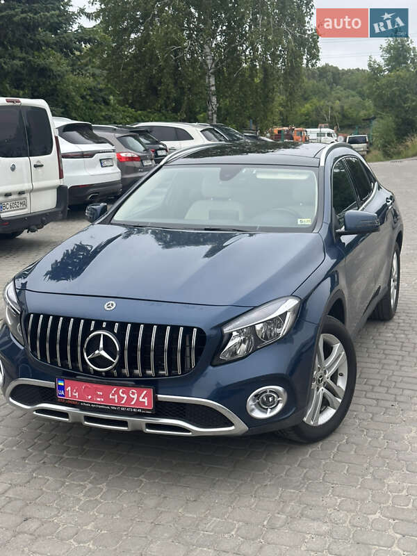 Позашляховик / Кросовер Mercedes-Benz GLA-Class 2018 в Львові