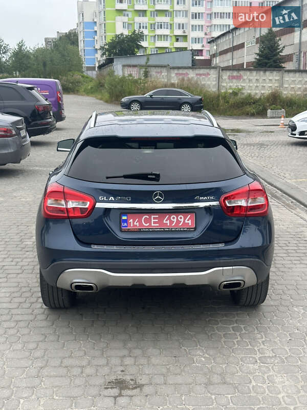 Позашляховик / Кросовер Mercedes-Benz GLA-Class 2018 в Львові