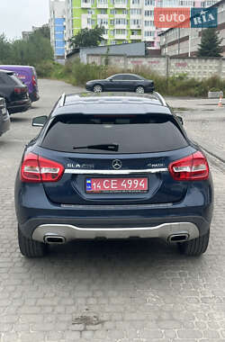 Позашляховик / Кросовер Mercedes-Benz GLA-Class 2018 в 