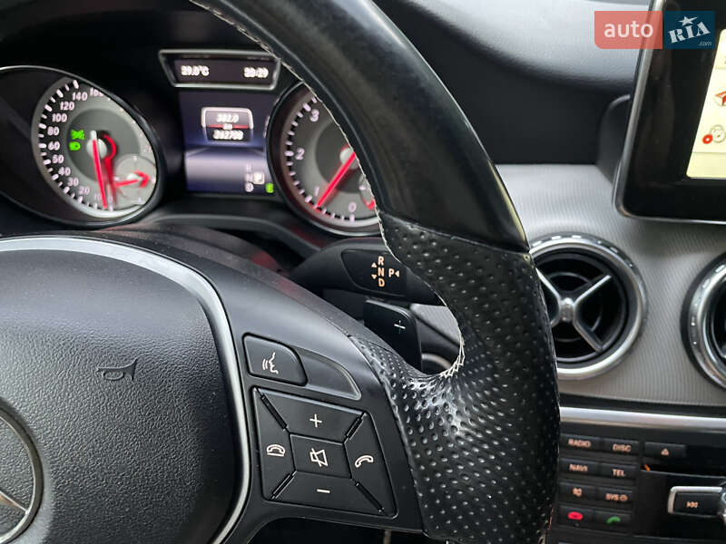 Внедорожник / Кроссовер Mercedes-Benz GLA-Class 2014 в Киеве фото 38 Внедорожник / Кроссовер Mercedes-Benz GLA-Class 2014 в Киеве