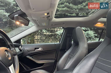 Внедорожник / Кроссовер Mercedes-Benz GLA-Class 2014 в 