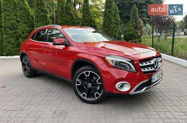 Mercedes-Benz GLA-Class 2019