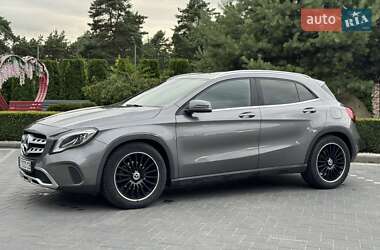 Внедорожник / Кроссовер Mercedes-Benz GLA-Class 2017 в 