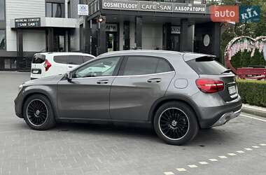 Внедорожник / Кроссовер Mercedes-Benz GLA-Class 2017 в 