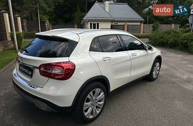 Внедорожник / Кроссовер Mercedes-Benz GLA-Class 2016 в 