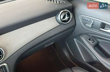 Внедорожник / Кроссовер Mercedes-Benz GLA-Class 2019 в 