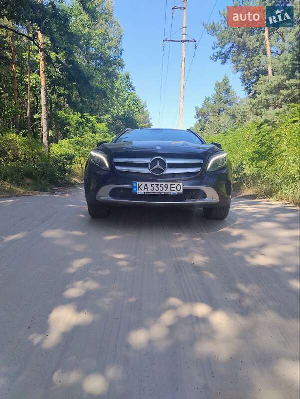 Позашляховик / Кросовер Mercedes-Benz GLA-Class 2016 в Києві