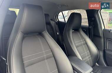 Внедорожник / Кроссовер Mercedes-Benz GLA-Class 2016 в 