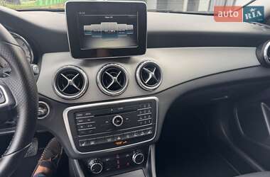 Внедорожник / Кроссовер Mercedes-Benz GLA-Class 2016 в 