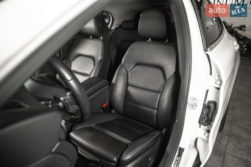 Внедорожник / Кроссовер Mercedes-Benz GLA-Class 2016 в Одессе фото 48 Внедорожник / Кроссовер Mercedes-Benz GLA-Class 2016 в Одессе