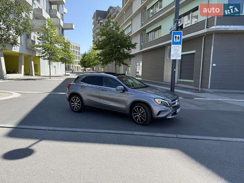 Позашляховик / Кросовер Mercedes-Benz GLA-Class 2014 в Мукачевому