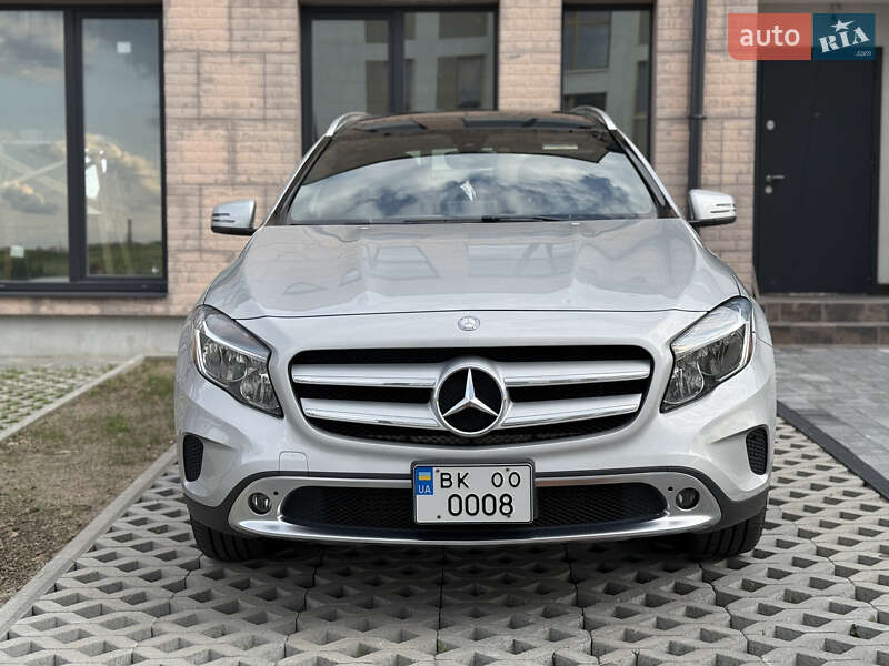 Внедорожник / Кроссовер Mercedes-Benz GLA-Class 2016 в Ровно