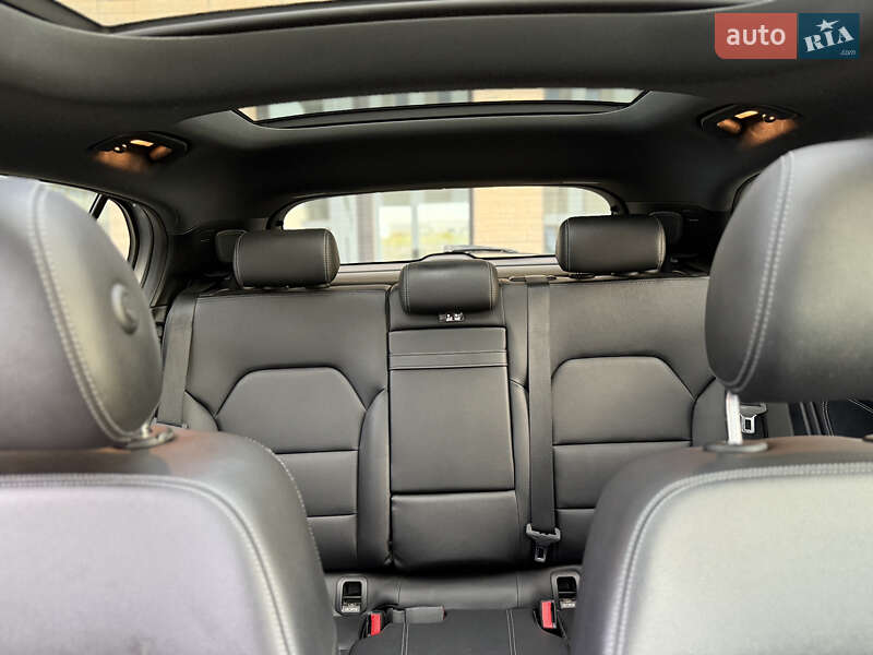 Внедорожник / Кроссовер Mercedes-Benz GLA-Class 2016 в Ровно
