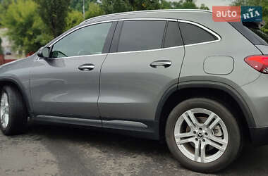 Внедорожник / Кроссовер Mercedes-Benz GLA-Class 2020 в 