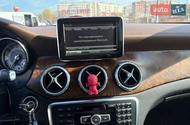 Внедорожник / Кроссовер Mercedes-Benz GLA-Class 2014 в 